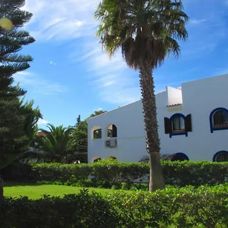 Vale Do Garrao Sleeps 4 Air Con T607811